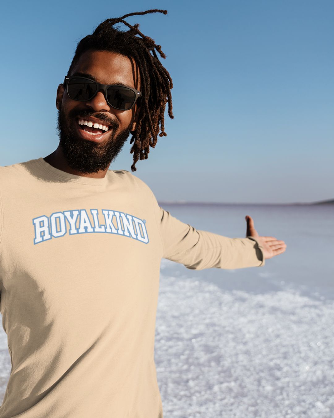 Navy Athletic Heather Sand Dune
